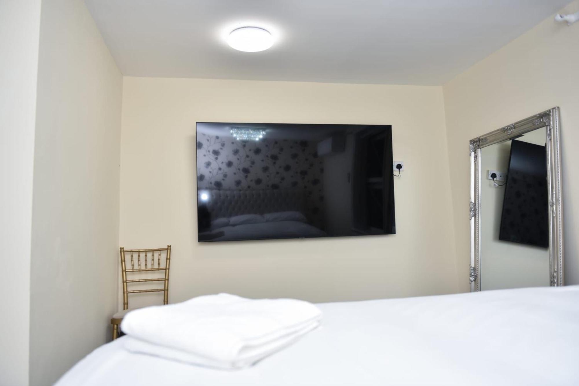 Zaheer'S Hotel バルドック エクステリア 写真